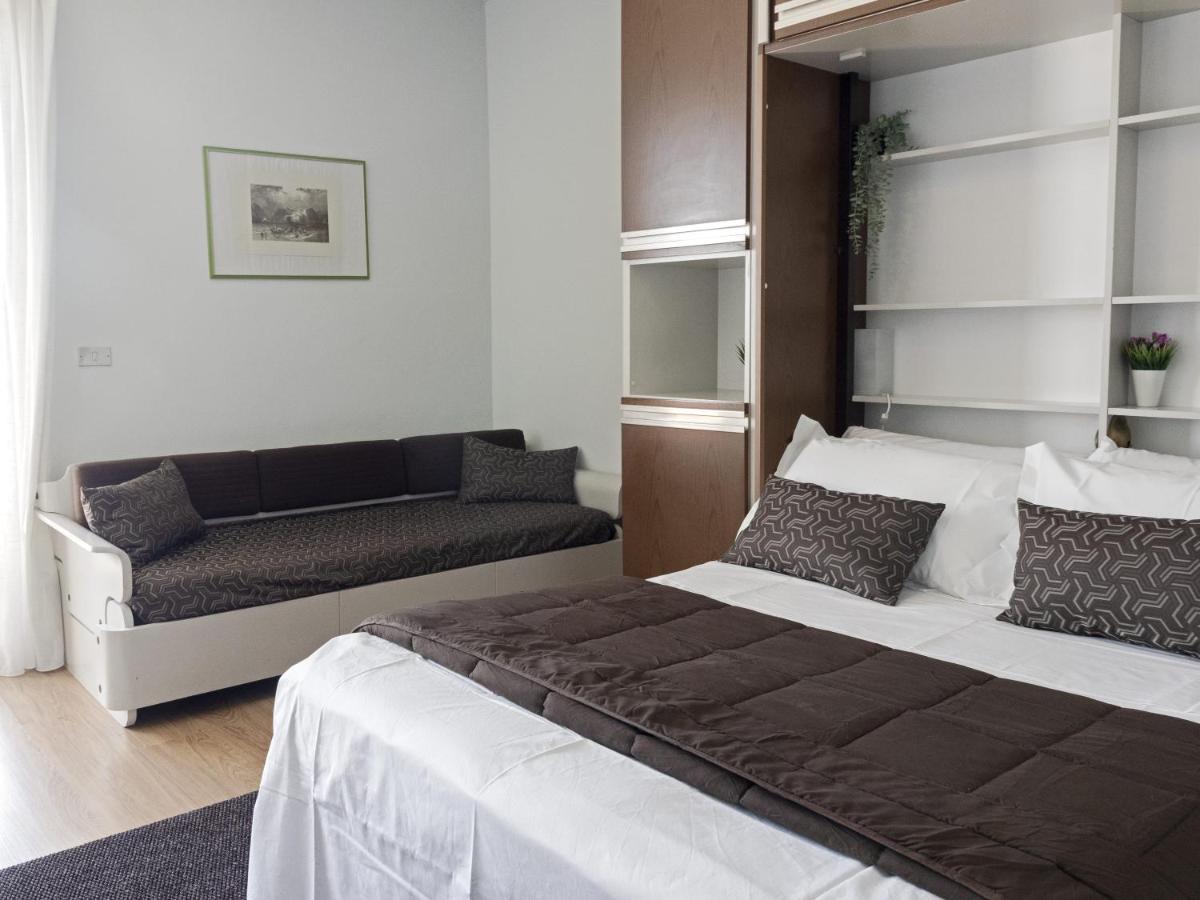 Hotel Funivia Laveno-Mombello Bagian luar foto