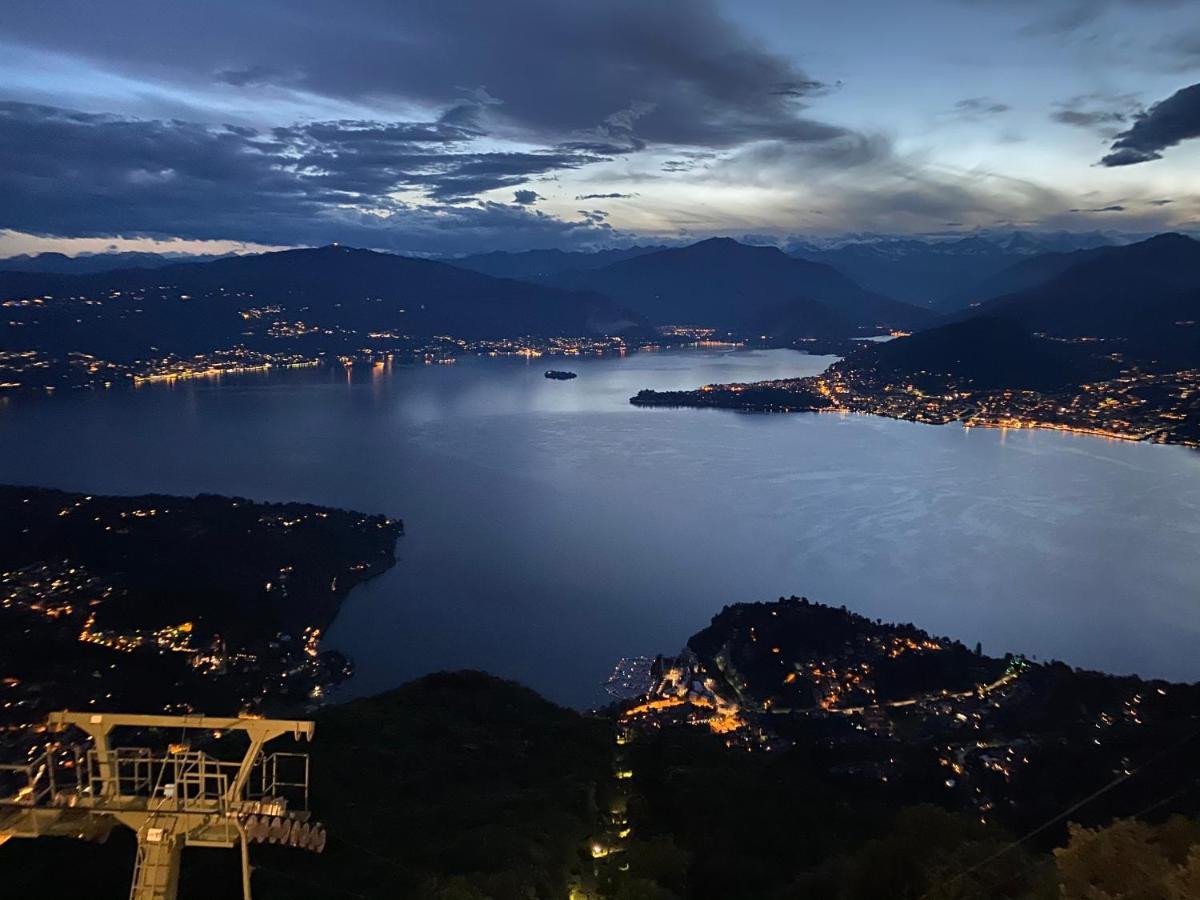 Hotel Funivia Laveno-Mombello Bagian luar foto